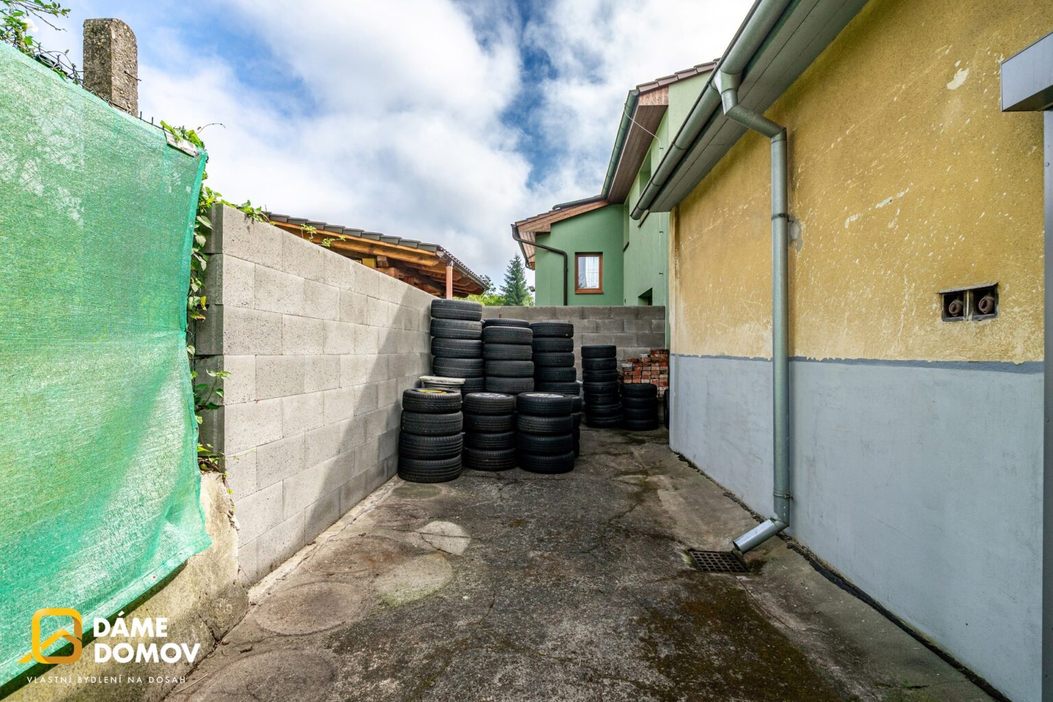 1920x1920wm2410241258-3024c-prodej-rodinneho-domu-214-m2-belov-dsc06836-2ef87034a4-465976563