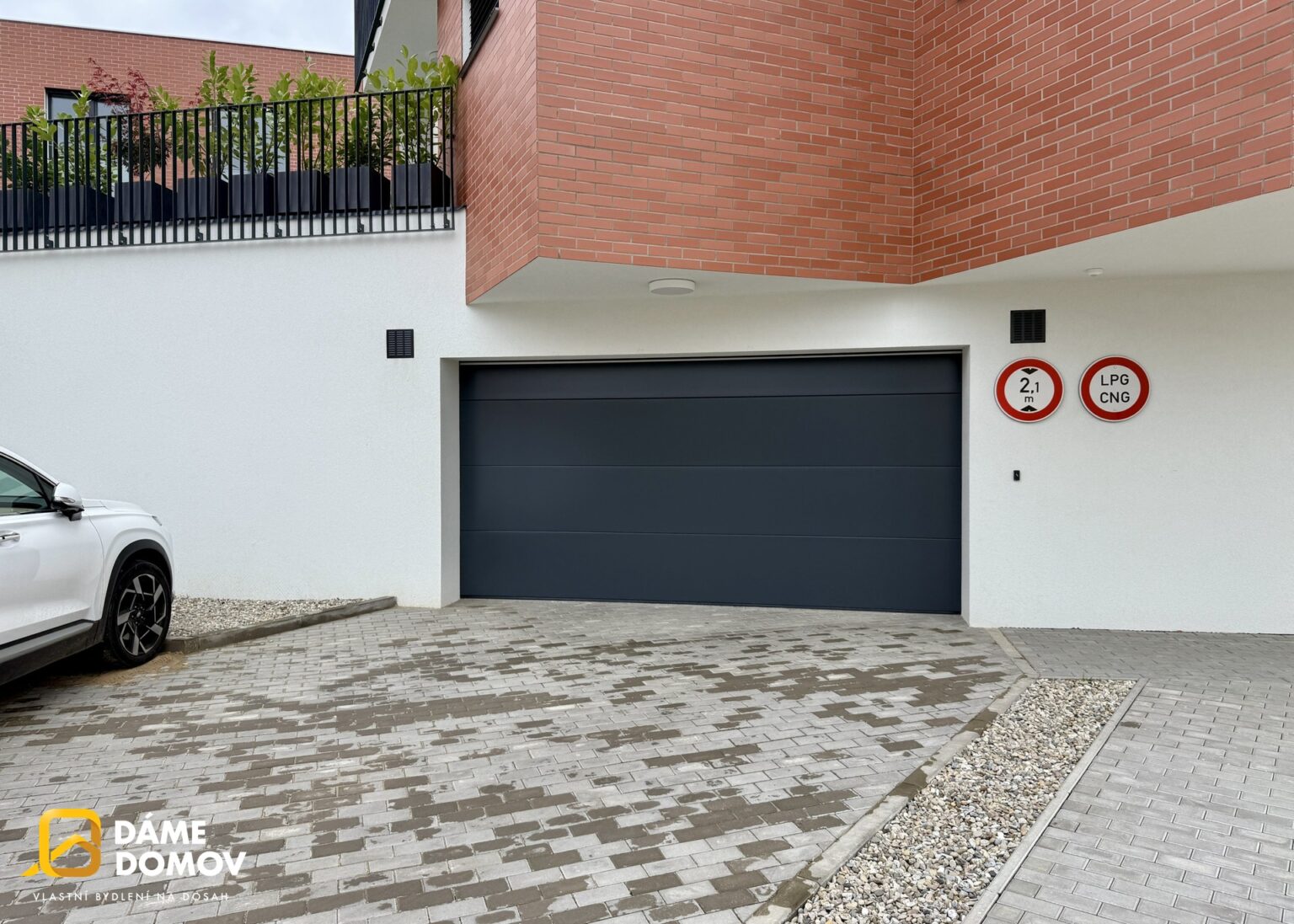 1920x1920wm2410241258-2175f-pronajem-bytu-3-kk-94-m2-zlin-iphone-mostni-12-210d7034a4-1102460745