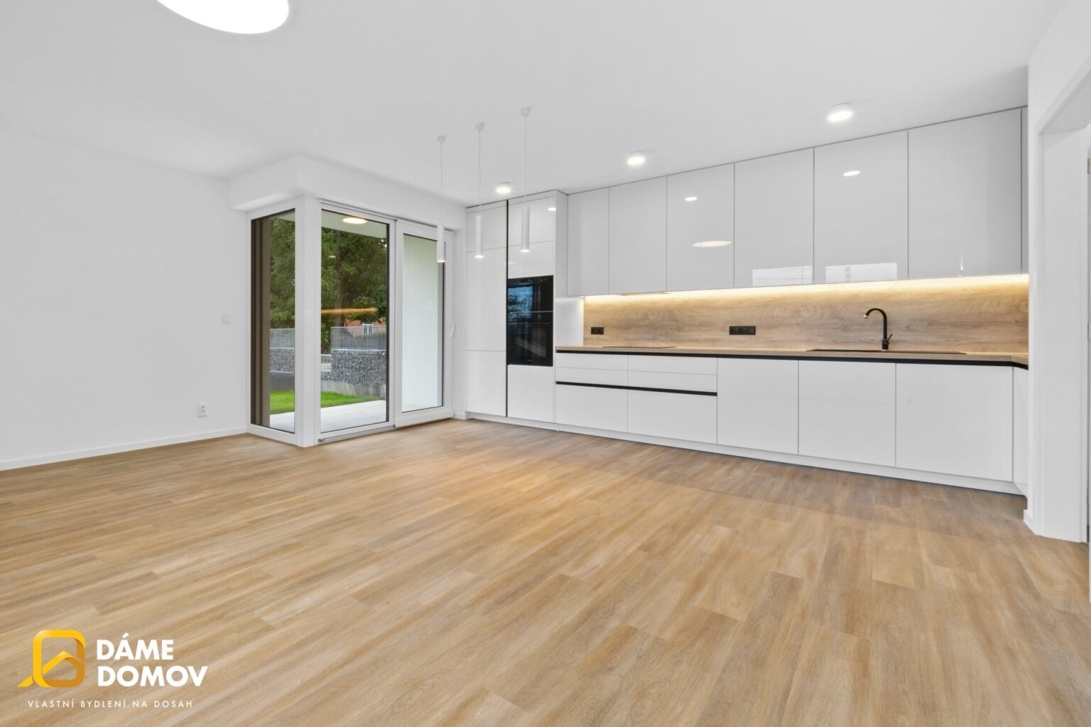 1920x1920wm2410241258-96762-pronajem-bytu-3-kk-94-m2-zlin-mostni-byt-117-vpravo-dole-12-d5627034a4-2561106912