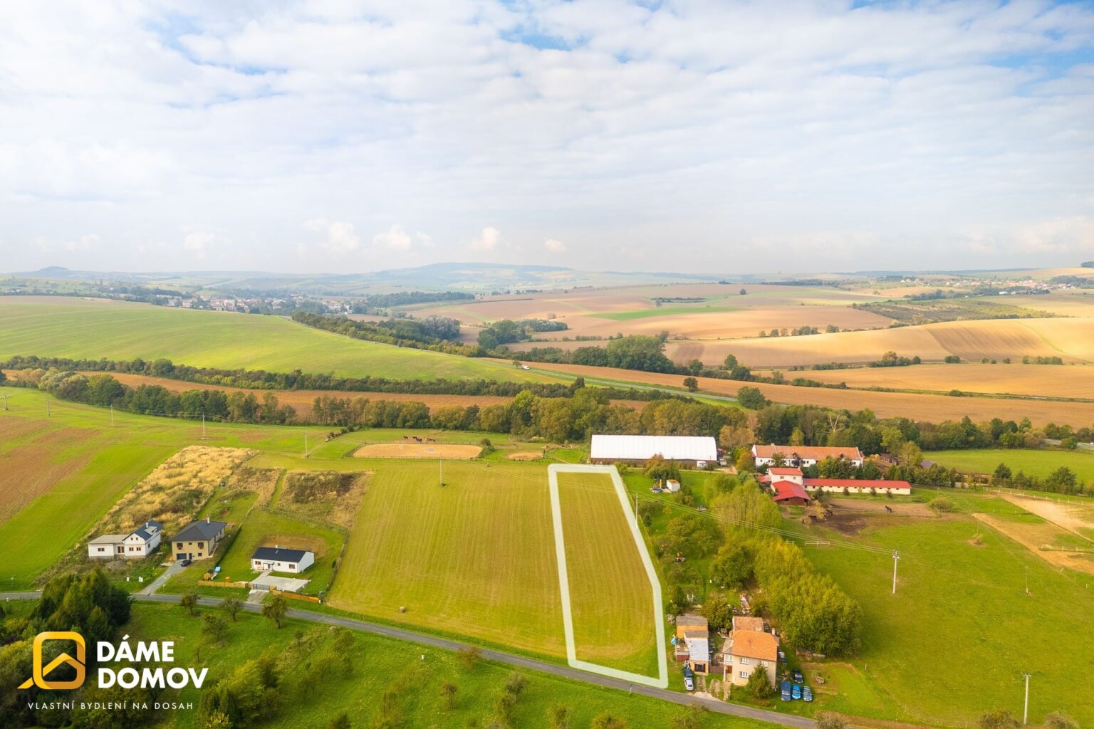 1920x1920wm2410241258-a4359-prodej-stavebniho-pozemku-3-050-m2-sobesuky-skrzice-dji-20251002102112-0059-d-edit-80f97034a4-127696583