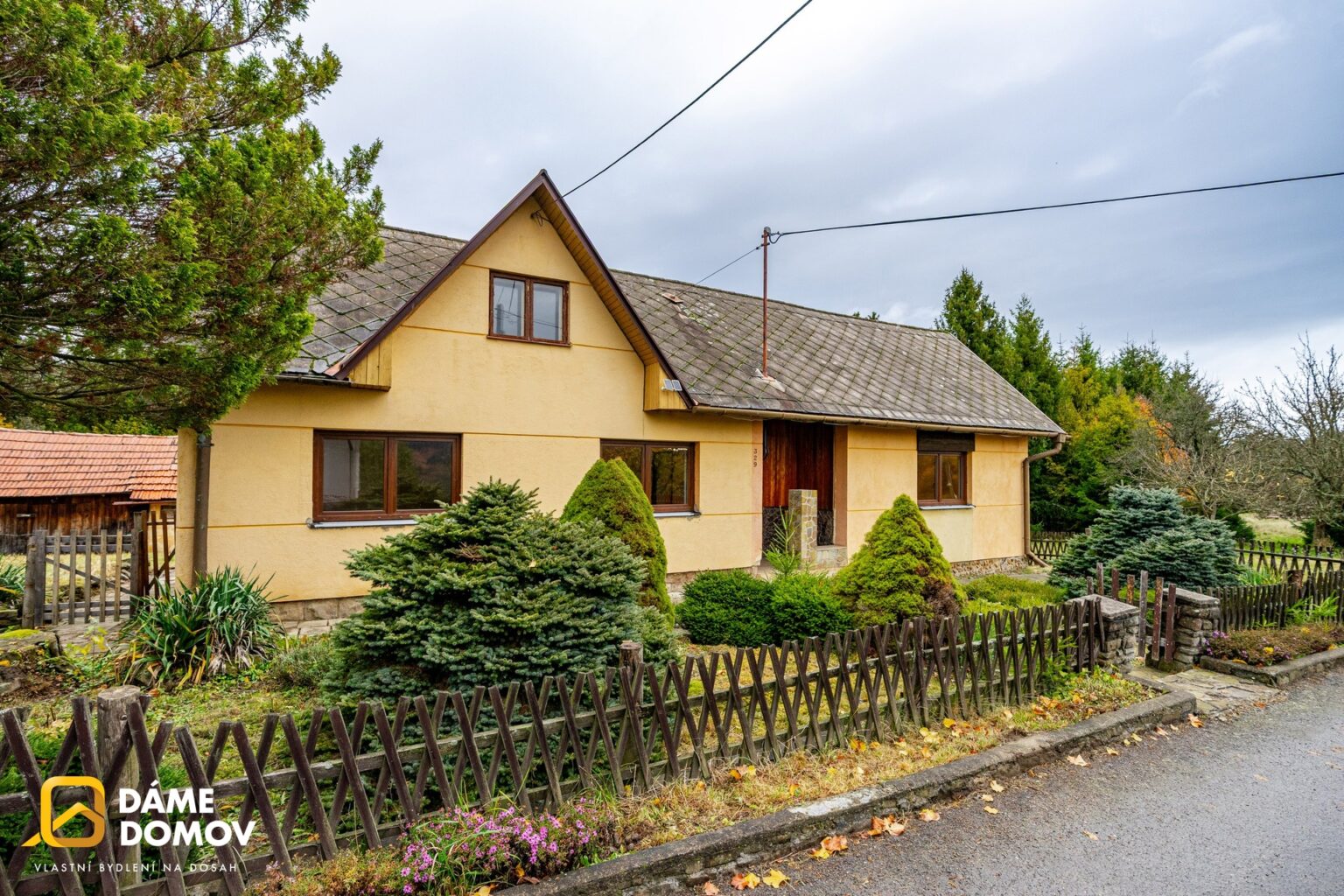 1920x1920wm2410241258-1a563-prodej-rodinneho-domu-86-m2-hostalkova-dsc03331-45247034a4-2863278937