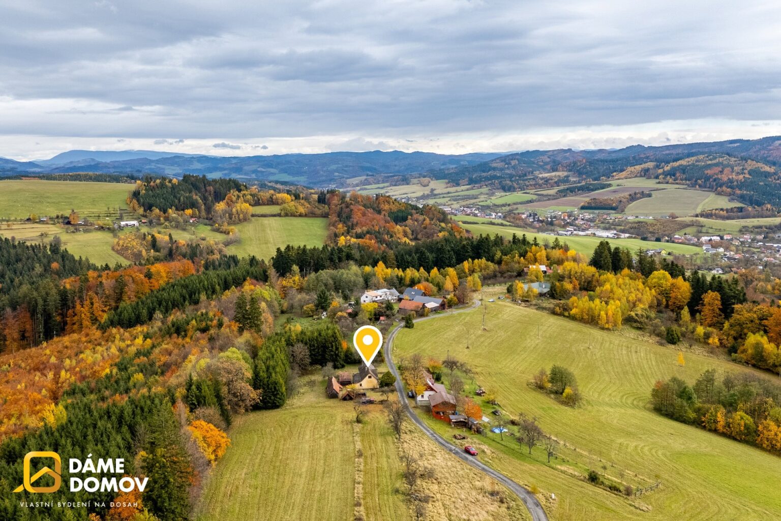 1920x1920wm2410241258-7139c-prodej-rodinneho-domu-86-m2-hostalkova-dji-20251026110828-0872-d-hdr-point-643a7034a4-3300390661