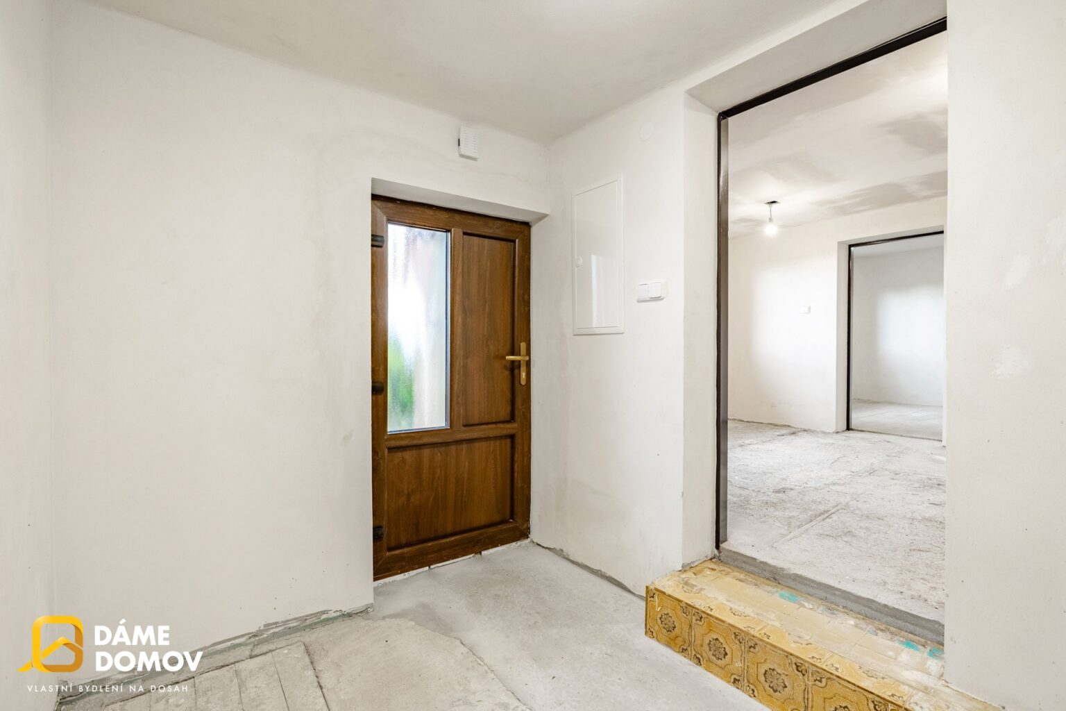 1920x1920wm2410241258-dc1b1-prodej-rodinneho-domu-86-m2-hostalkova-dsc03137-hdr-f-bb1c7034a4-3673932186